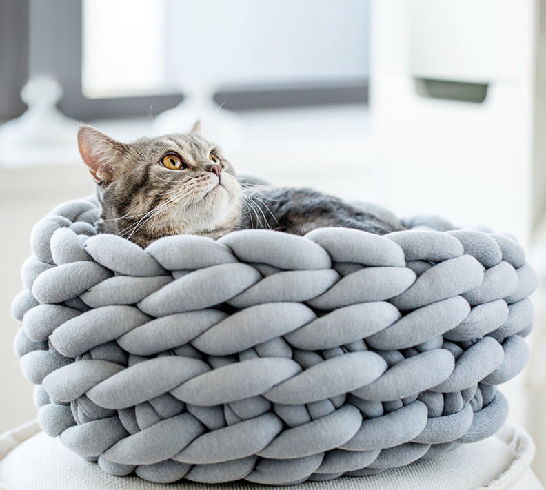 Handmade Cozy Washable Pet Knitted Bed